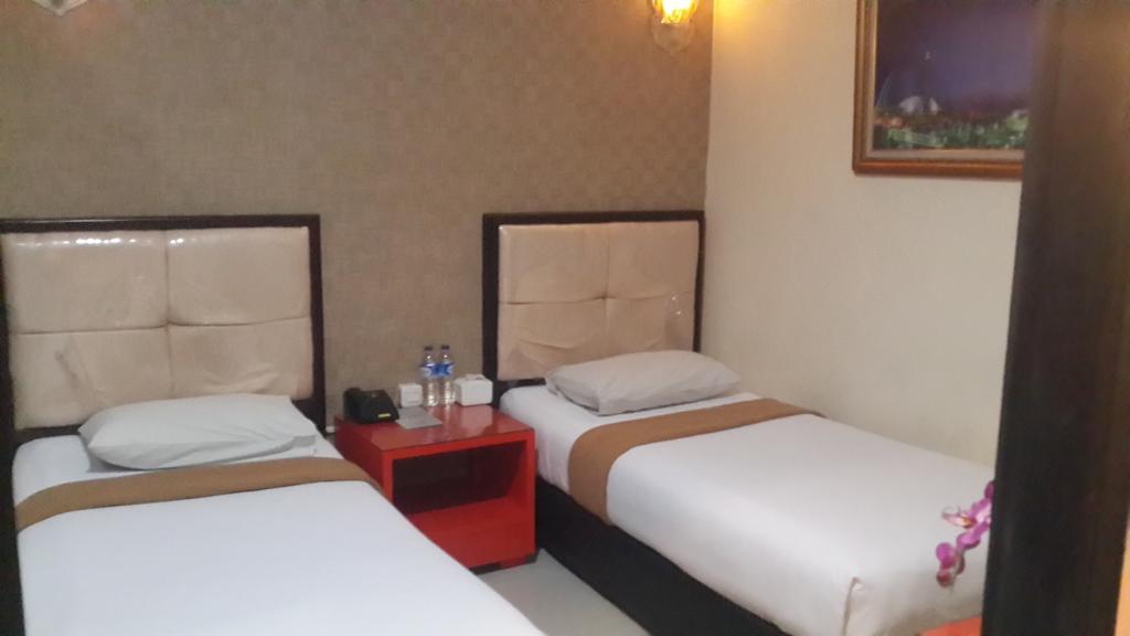 California Hotel Jakarta Kültér fotó