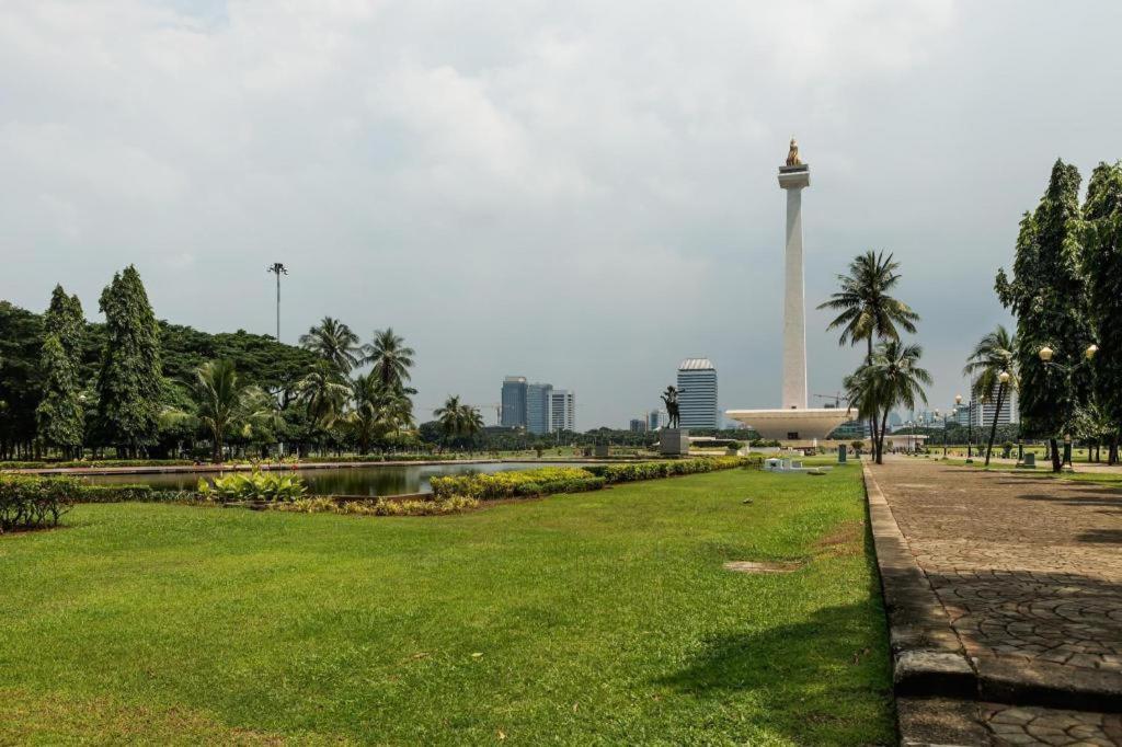 California Hotel Jakarta Kültér fotó