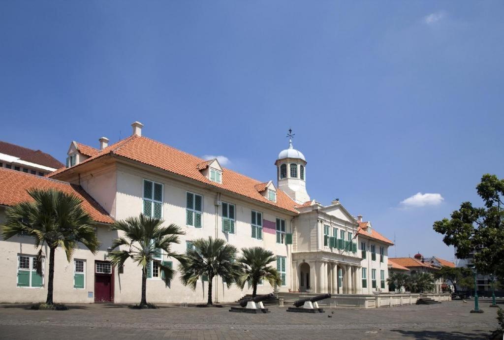 California Hotel Jakarta Kültér fotó