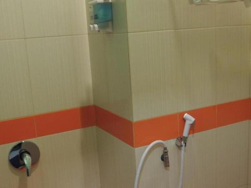California Hotel Jakarta Kültér fotó
